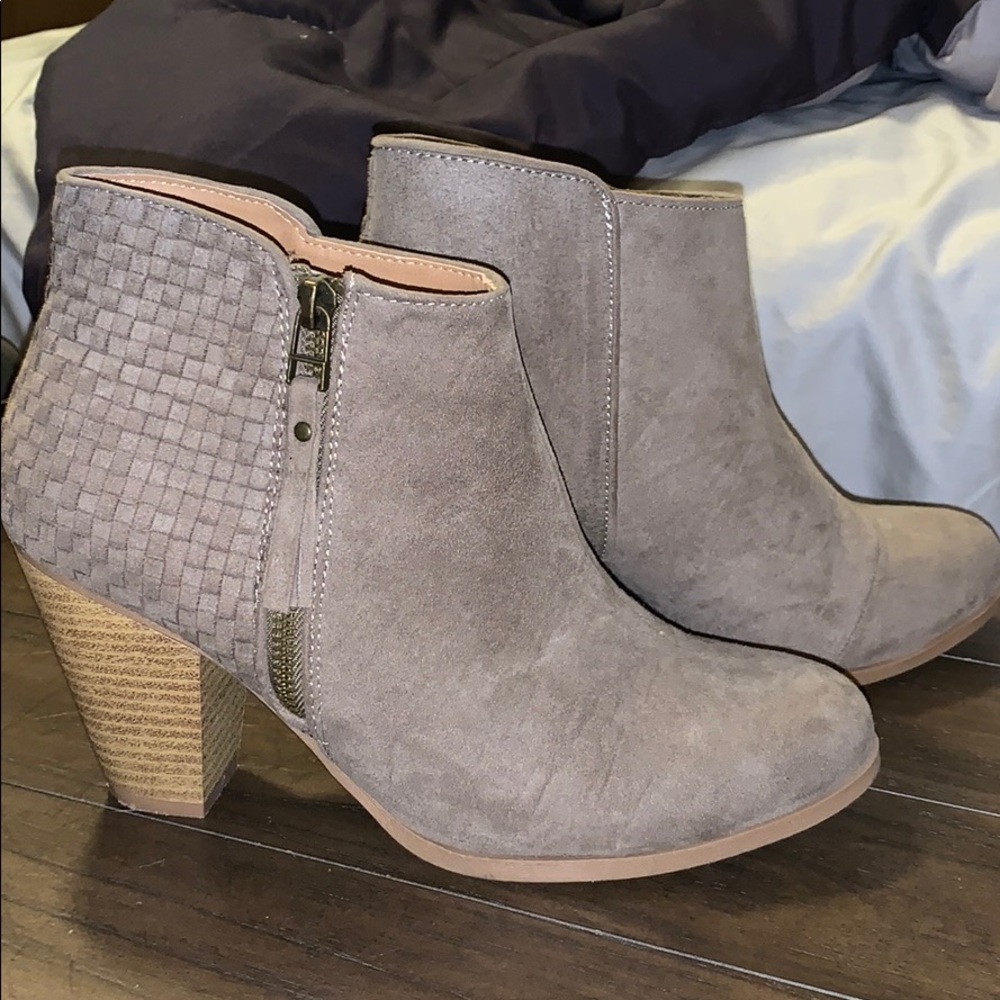 high heeled boots